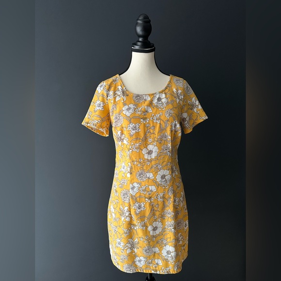 Hollister dress - Picture 1 of 3